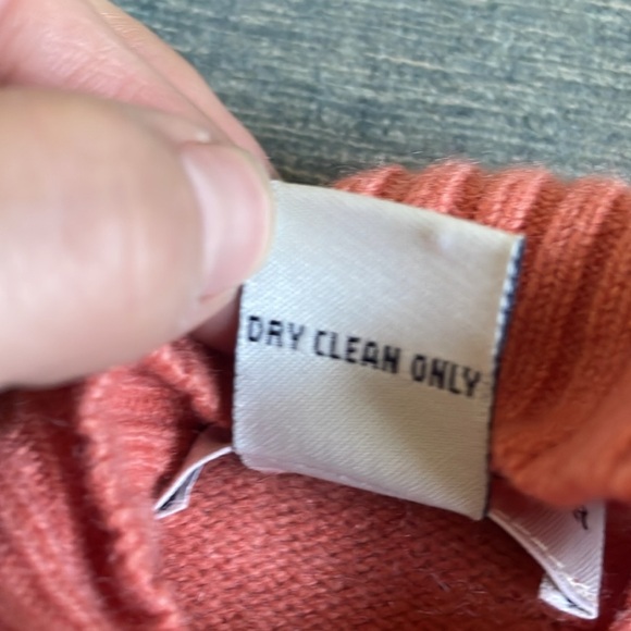 Field Gear Cozy Coral Cashmere Mockneck Sweater - Picture 14 of 14